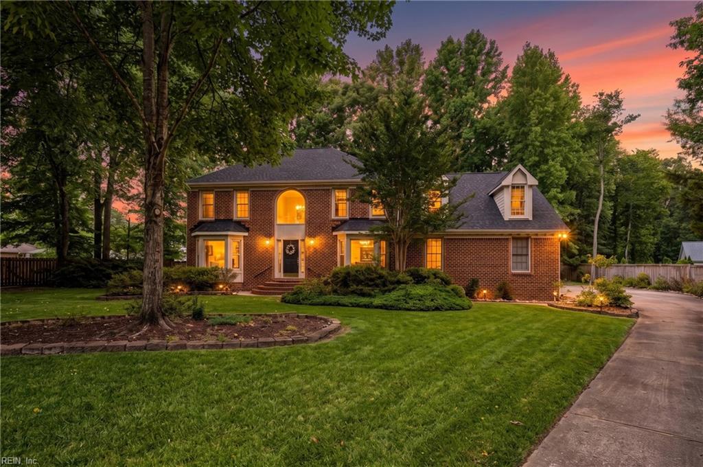Photo of 705 ASPEN FOREST Court, Chesapeake, VA 23322 (MLS # 10638628)