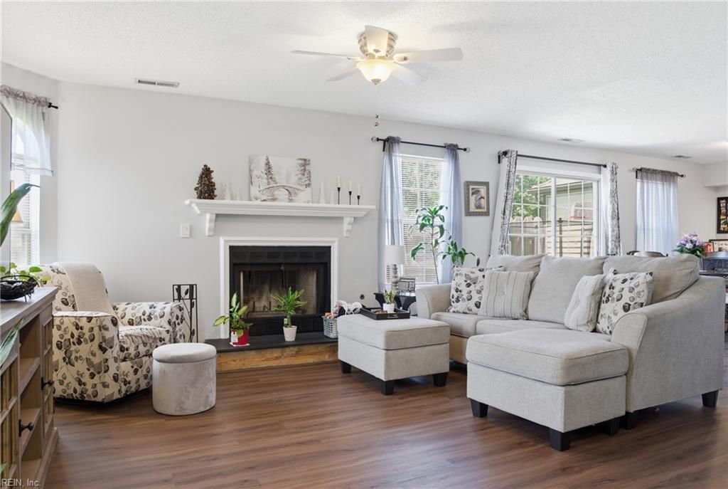 Photo of 4553 Shallowford Circle, Virginia Beach, VA 23462 (MLS # 10633806)