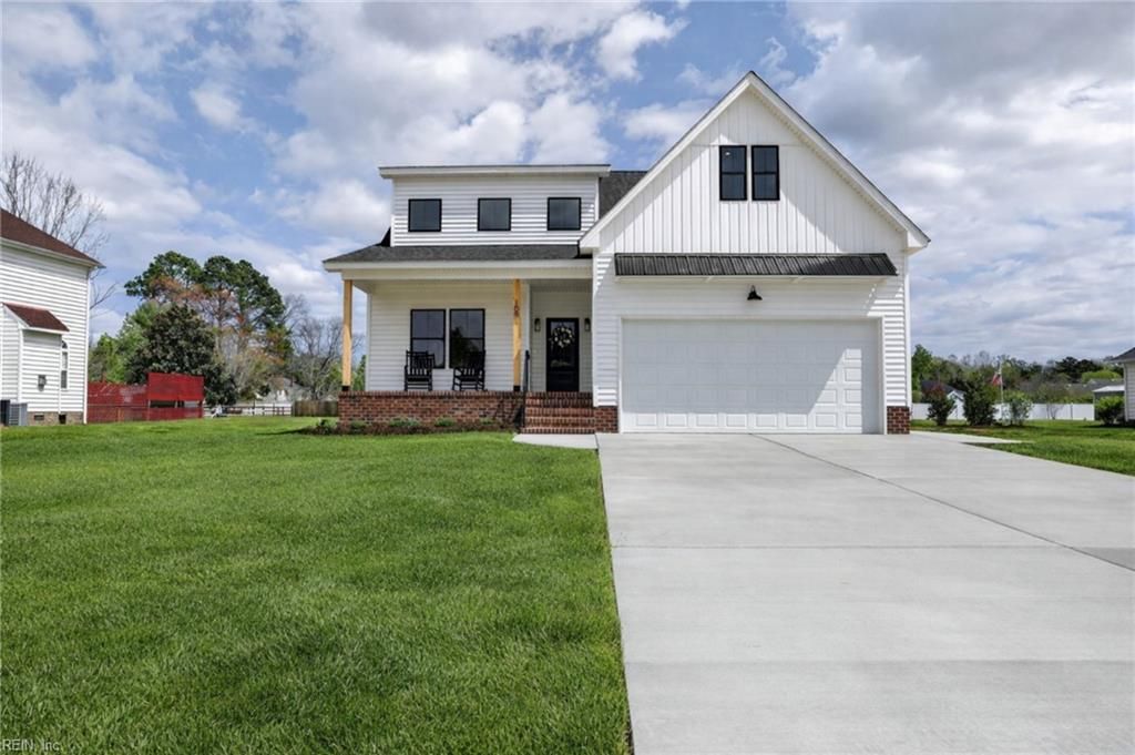 Photo of 109 Queens Lane, Franklin, VA 23851 (MLS # 10629771)