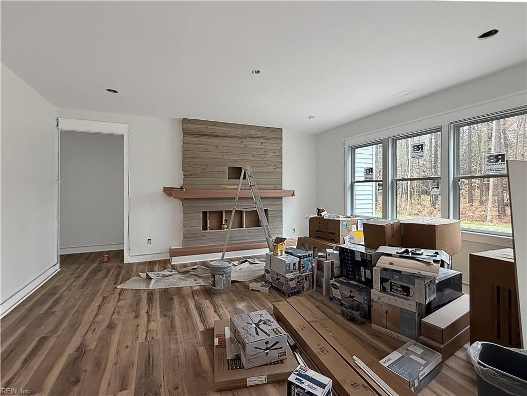 Photo of 212 Reedy Creek Drive, Elizabeth City, NC 27909 (MLS # 10621113)