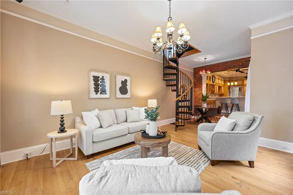 Norfolk, Virginia 23507, United States, 4 Bedrooms Bedrooms, ,5 BathroomsBathrooms,Residential,Active,155664