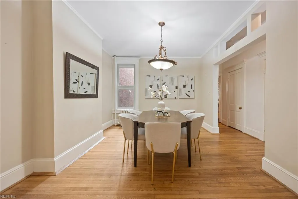 Norfolk, Virginia 23507, United States, 4 Bedrooms Bedrooms, ,5 BathroomsBathrooms,Residential,Active,155664