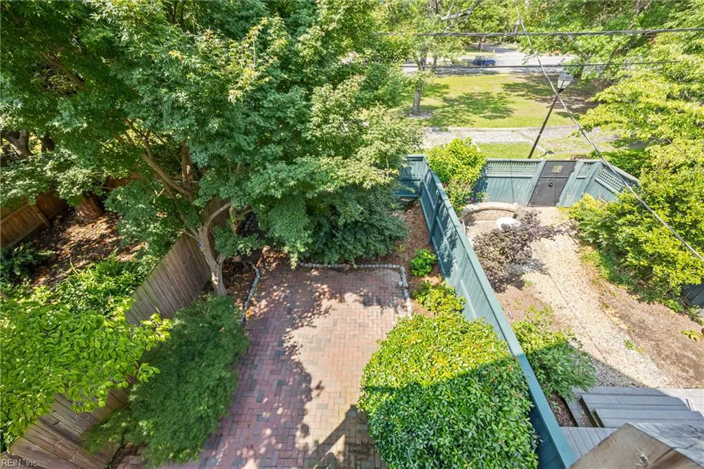 Norfolk, Virginia 23507, United States, 4 Bedrooms Bedrooms, ,5 BathroomsBathrooms,Residential,Active,155664