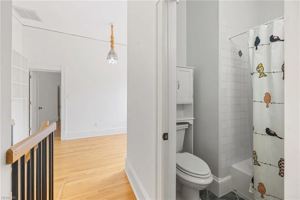 Norfolk, Virginia 23507, United States, 4 Bedrooms Bedrooms, ,5 BathroomsBathrooms,Residential,Active,155664