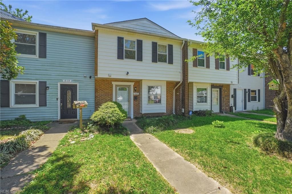 Photo of 717 Tilden Place, Virginia Beach, VA 23451 (MLS # 10634280)