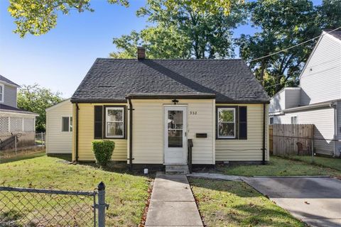 Photo of 932 16th Street, Newport News, VA 23607 (MLS # 10631964)