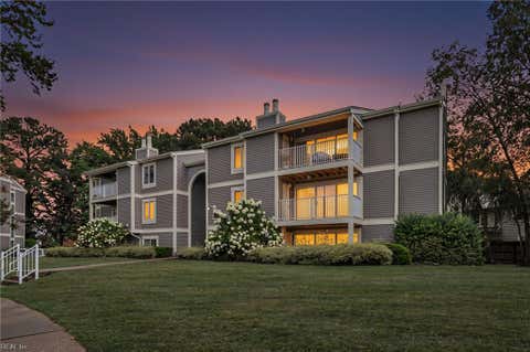 Photo of 1012 Autumn Woods Lane #103, Virginia Beach, VA 23454 (MLS # 10645373)