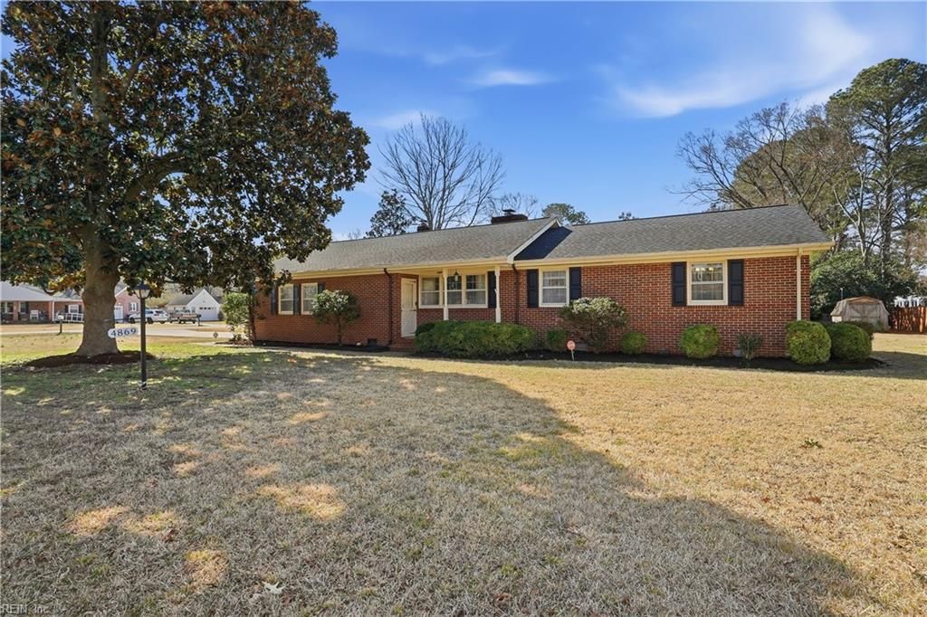 Photo of 4869 Providence Road, Virginia Beach, VA 23464 (MLS # 10623280)
