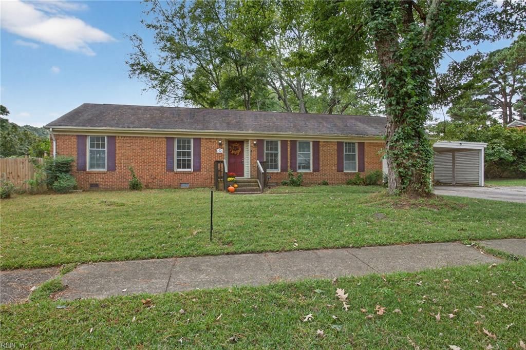 Photo of 1513 Percheron Court, Chesapeake, VA 23322 (MLS # 10613226)