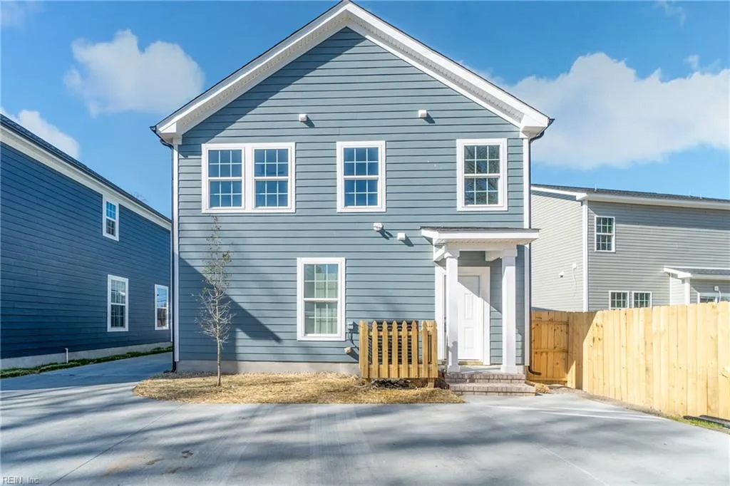 Norfolk, Virginia 23504, United States, 5 Bedrooms Bedrooms, ,3 BathroomsBathrooms,Residential,Active,85741