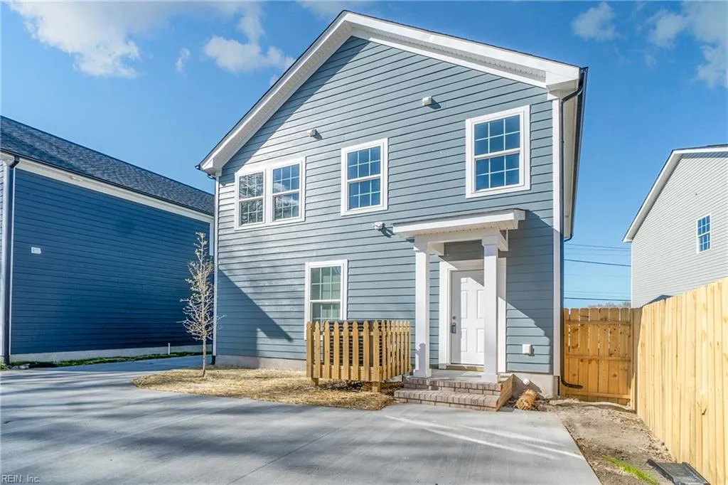 Norfolk, Virginia 23504, United States, 5 Bedrooms Bedrooms, ,3 BathroomsBathrooms,Residential,Active,85741