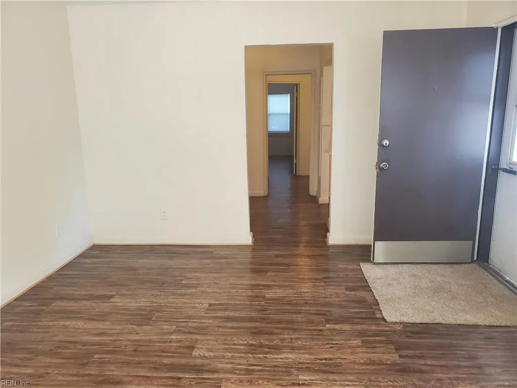 Norfolk, Virginia 23502, United States, 2 Bedrooms Bedrooms, ,1 BathroomBathrooms,Residential,Active,112419