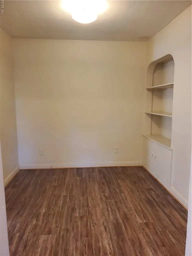 Norfolk, Virginia 23502, United States, 2 Bedrooms Bedrooms, ,1 BathroomBathrooms,Residential,Active,112419