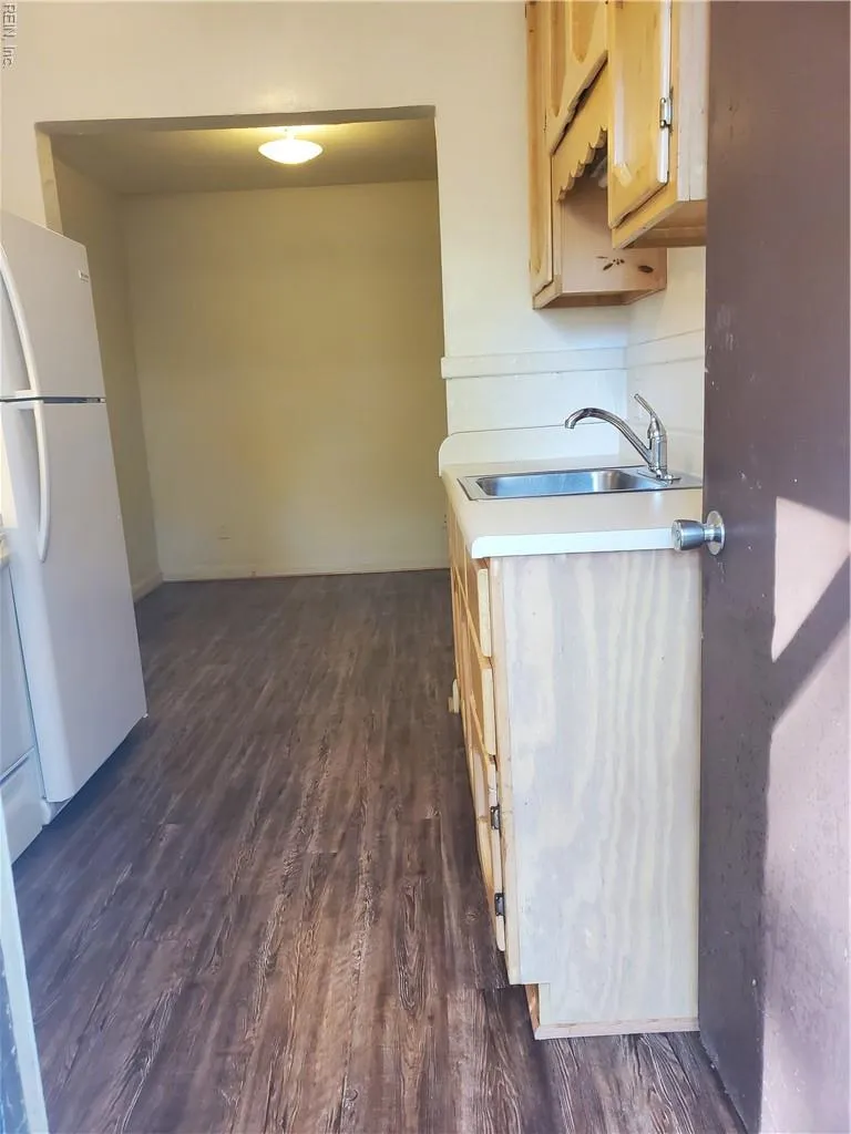 Norfolk, Virginia 23502, United States, 2 Bedrooms Bedrooms, ,1 BathroomBathrooms,Residential,Active,112419