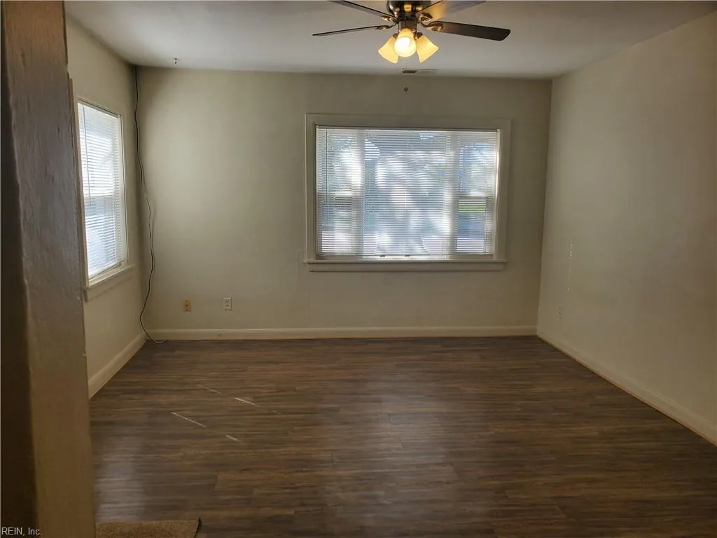 Norfolk, Virginia 23502, United States, 2 Bedrooms Bedrooms, ,1 BathroomBathrooms,Residential,Active,112419