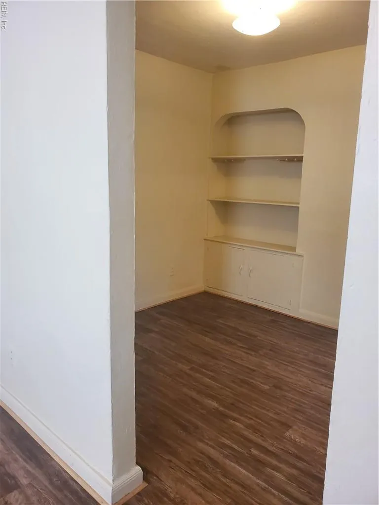 Norfolk, Virginia 23502, United States, 2 Bedrooms Bedrooms, ,1 BathroomBathrooms,Residential,Active,112419