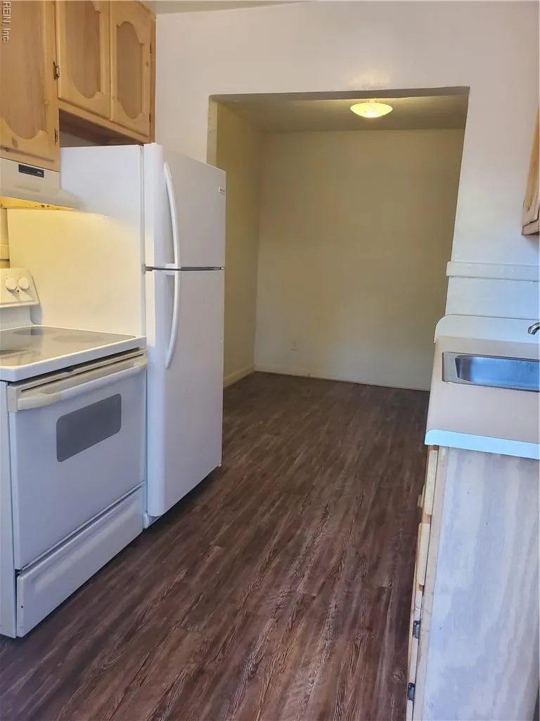 Norfolk, Virginia 23502, United States, 2 Bedrooms Bedrooms, ,1 BathroomBathrooms,Residential,Active,112419