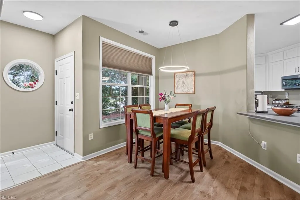 Virginia Beach, Virginia 23455, United States, 3 Bedrooms Bedrooms, ,2 BathroomsBathrooms,Residential,Active,199636