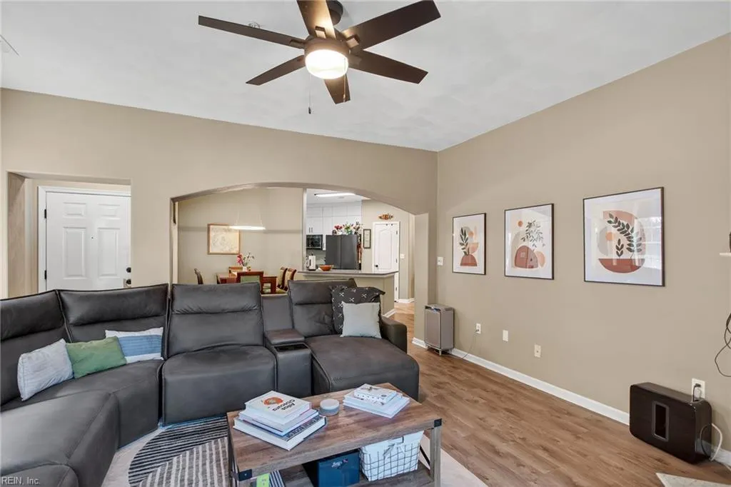 Virginia Beach, Virginia 23455, United States, 3 Bedrooms Bedrooms, ,2 BathroomsBathrooms,Residential,Active,199636