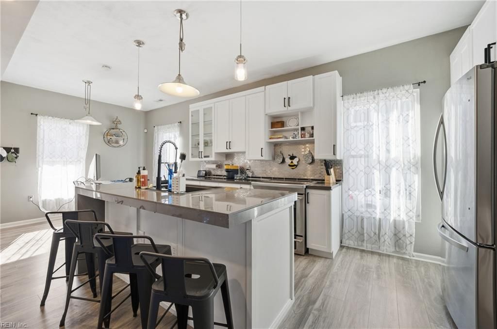 Photo of 726 W 35th Street, Norfolk, VA 23508 (MLS # 10631110)