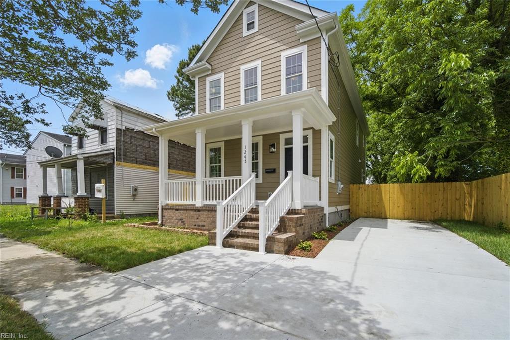1245 Maltby AVE