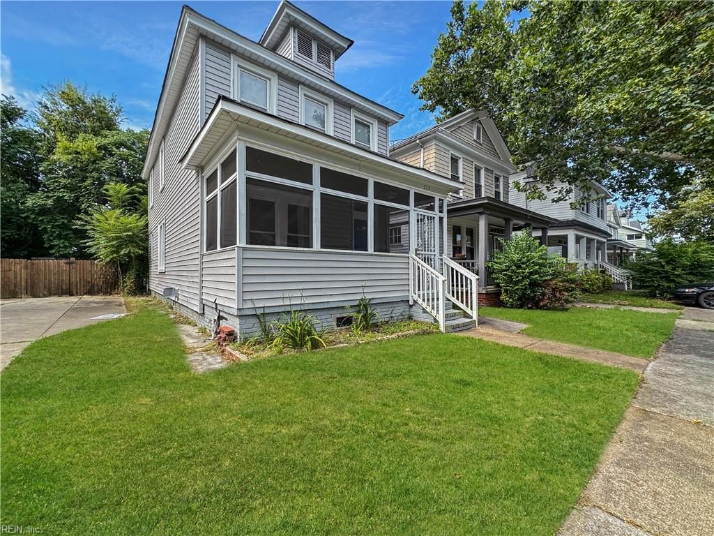 Photo of 717 W 29th Street, Norfolk, VA 23508 (MLS # 10595689)