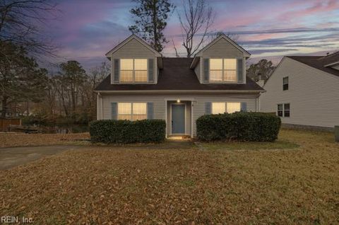 Photo of 112 Toddsbury Court, Suffolk, VA 23434 (MLS # 10614242)