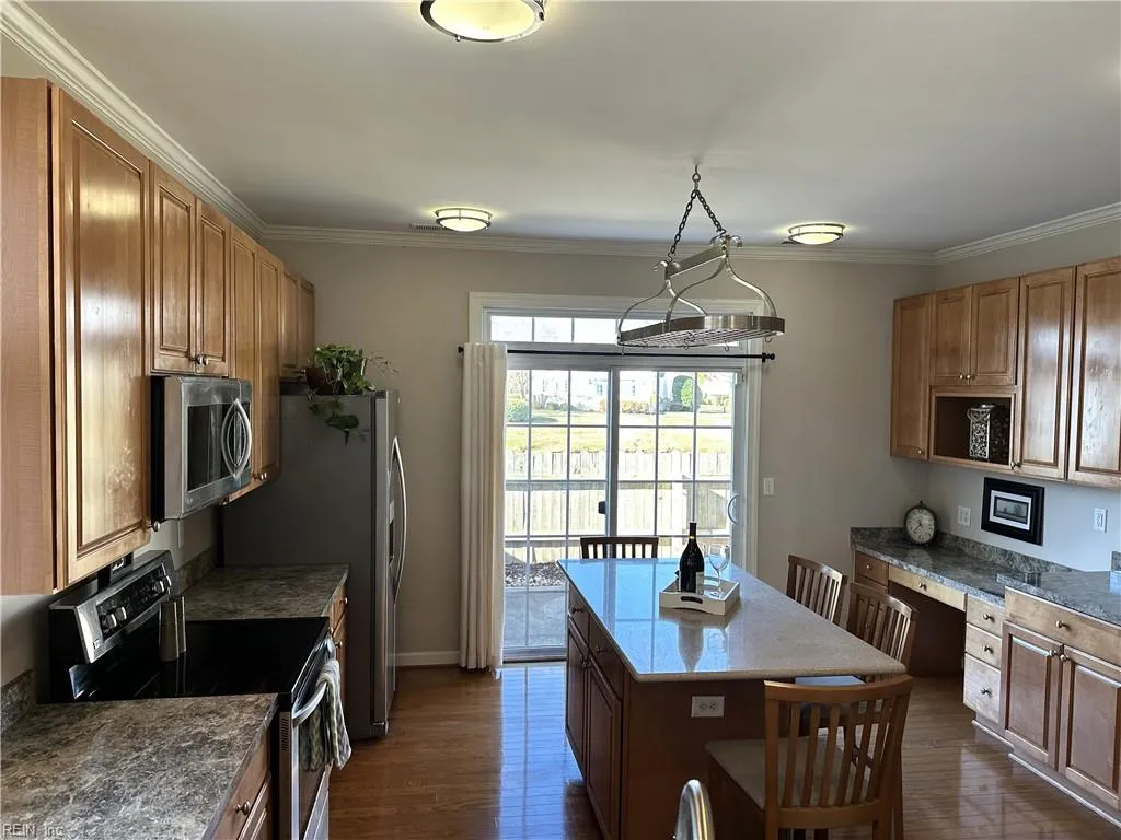 Chesapeake, Virginia 23320, United States, 3 Bedrooms Bedrooms, ,3 BathroomsBathrooms,Residential,Active,251144