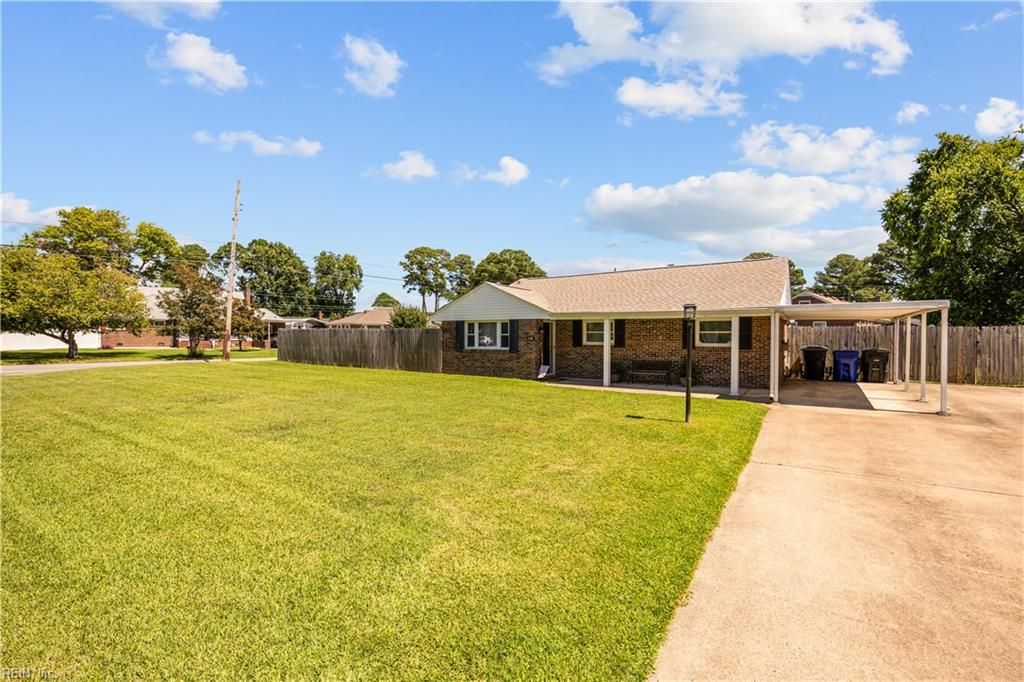 Photo of 3200 Westwood Crescent, Portsmouth, VA 23703 (MLS # 10607809)