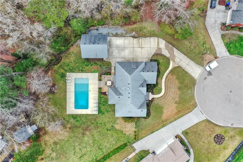 Suffolk, Virginia 23434, United States, 5 Bedrooms Bedrooms, ,4 BathroomsBathrooms,Residential,Active,90753