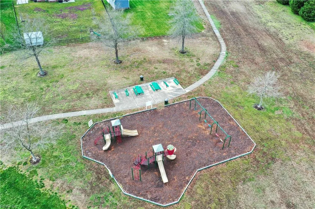 Suffolk, Virginia 23434, United States, 5 Bedrooms Bedrooms, ,4 BathroomsBathrooms,Residential,Active,90753