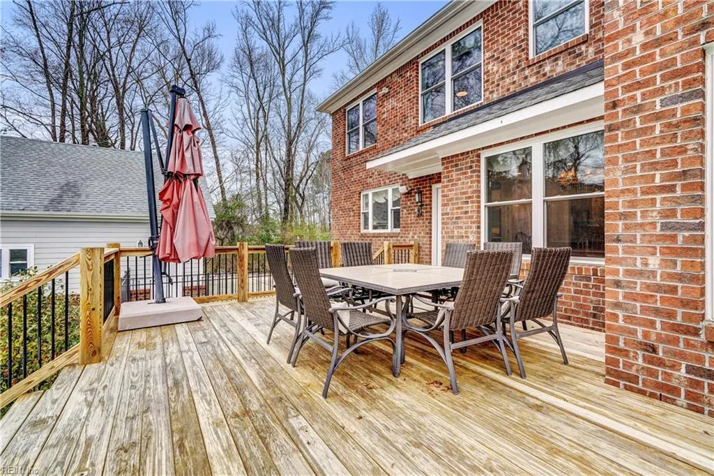 Suffolk, Virginia 23434, United States, 5 Bedrooms Bedrooms, ,4 BathroomsBathrooms,Residential,Active,90753