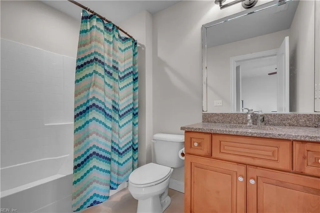 Suffolk, Virginia 23434, United States, 5 Bedrooms Bedrooms, ,4 BathroomsBathrooms,Residential,Active,90753