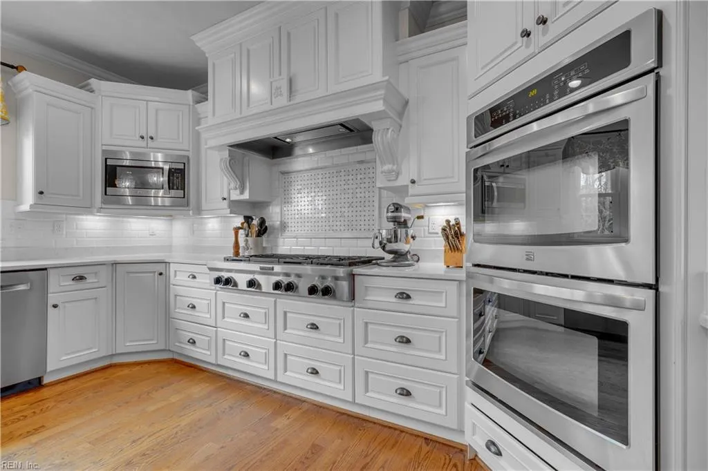 Suffolk, Virginia 23434, United States, 5 Bedrooms Bedrooms, ,4 BathroomsBathrooms,Residential,Active,90753