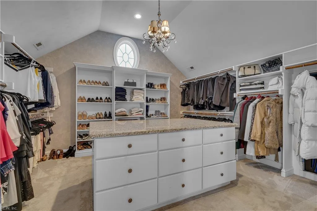 Suffolk, Virginia 23434, United States, 5 Bedrooms Bedrooms, ,4 BathroomsBathrooms,Residential,Active,90753