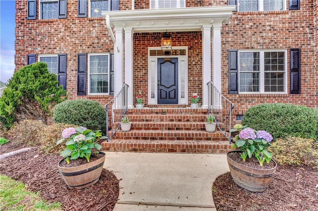 Suffolk, Virginia 23434, United States, 5 Bedrooms Bedrooms, ,4 BathroomsBathrooms,Residential,Active,90753