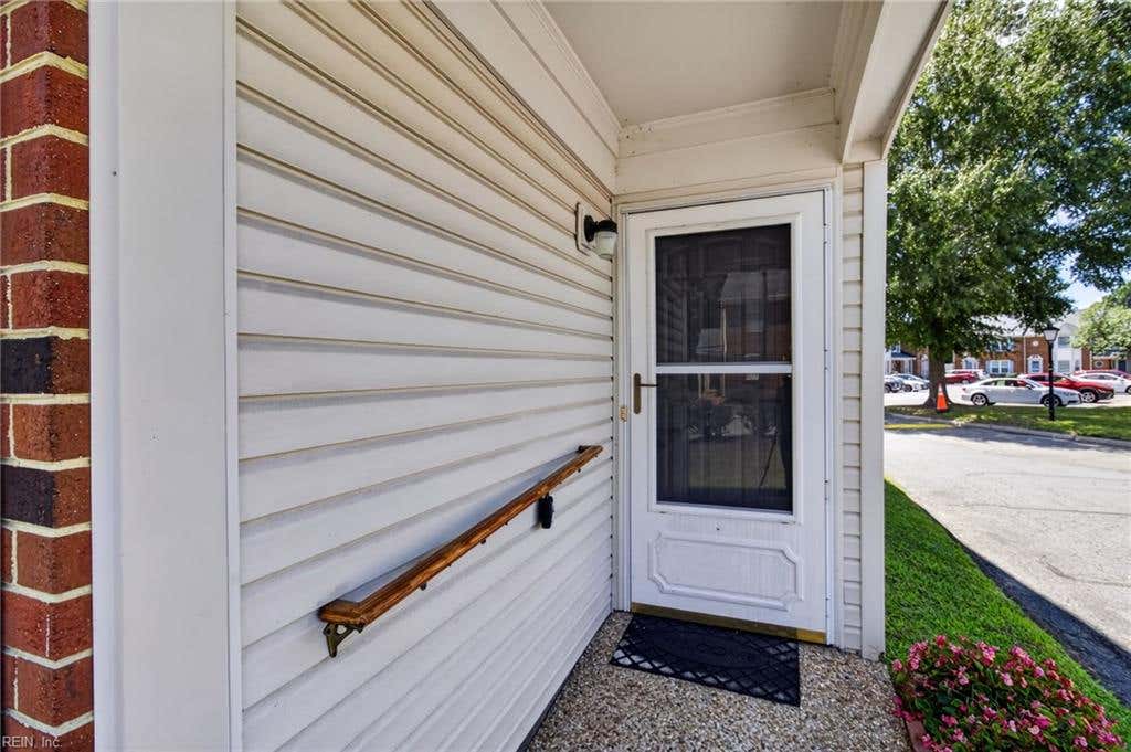 Photo of 3520 Sugar Run Run, Chesapeake, VA 23321 (MLS # 10649902)