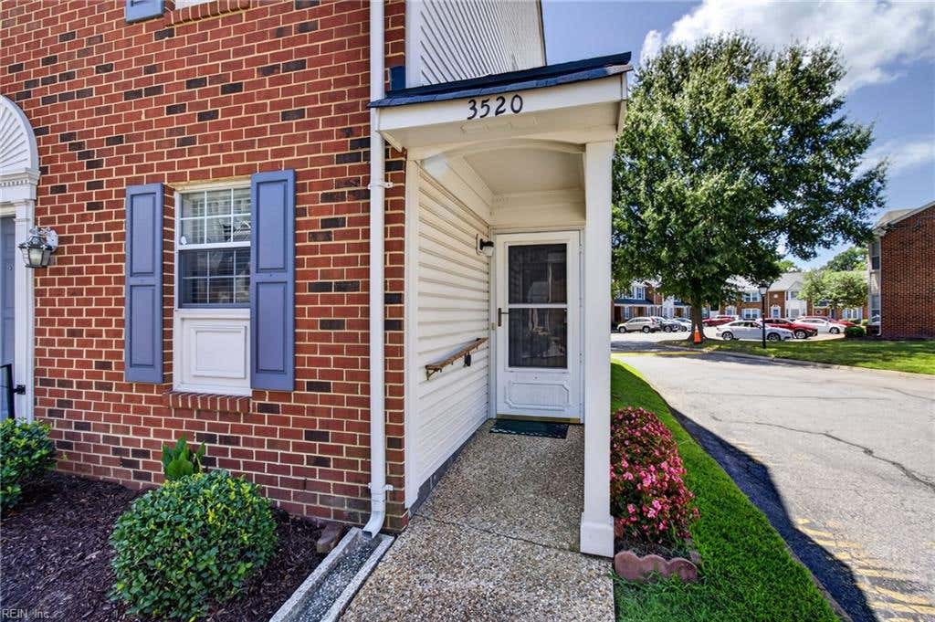 Photo of 3520 Sugar Run Run, Chesapeake, VA 23321 (MLS # 10649902)