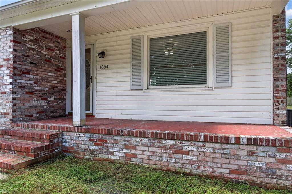 Photo of 1604 Whaleyville Boulevard, Suffolk, VA 23434 (MLS # 10649964)