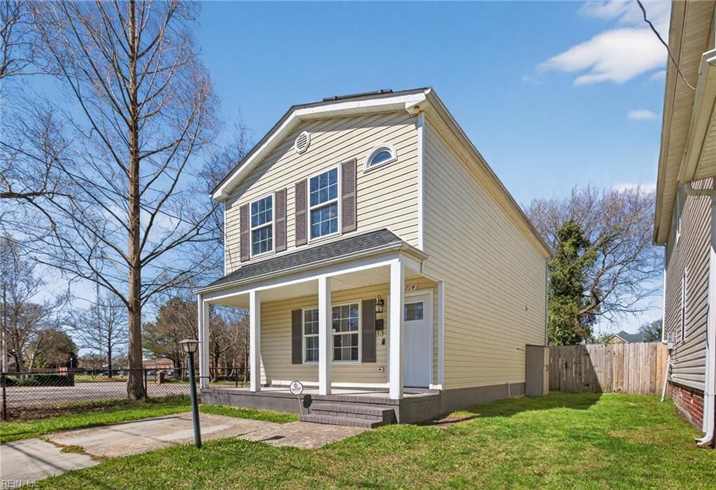 Photo of 714 Fremont Street, Norfolk, VA 23504 (MLS # 10625420)