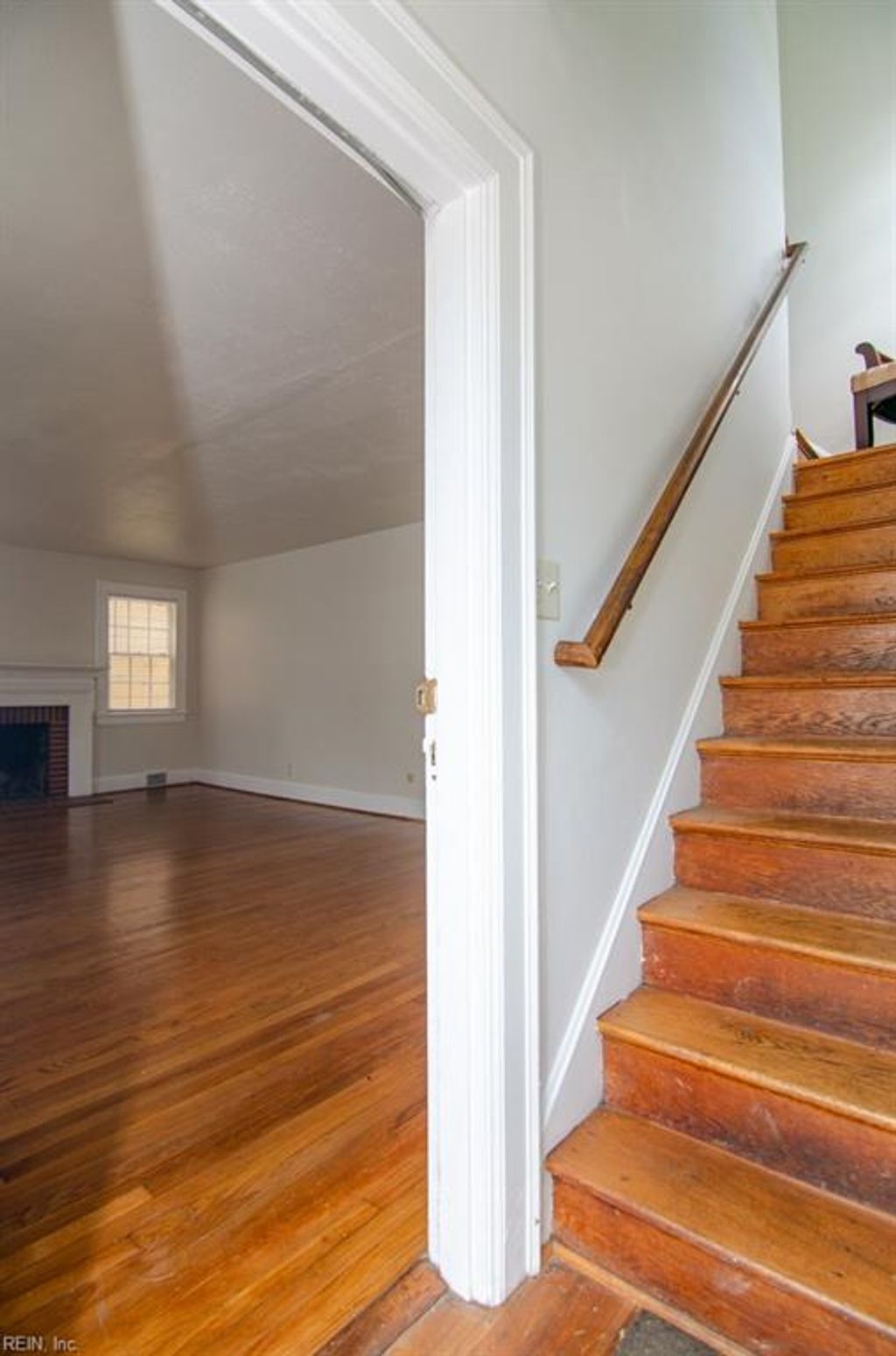 Photo of 130 Riverview Avenue, Portsmouth, VA 23704 (MLS # 10628158)