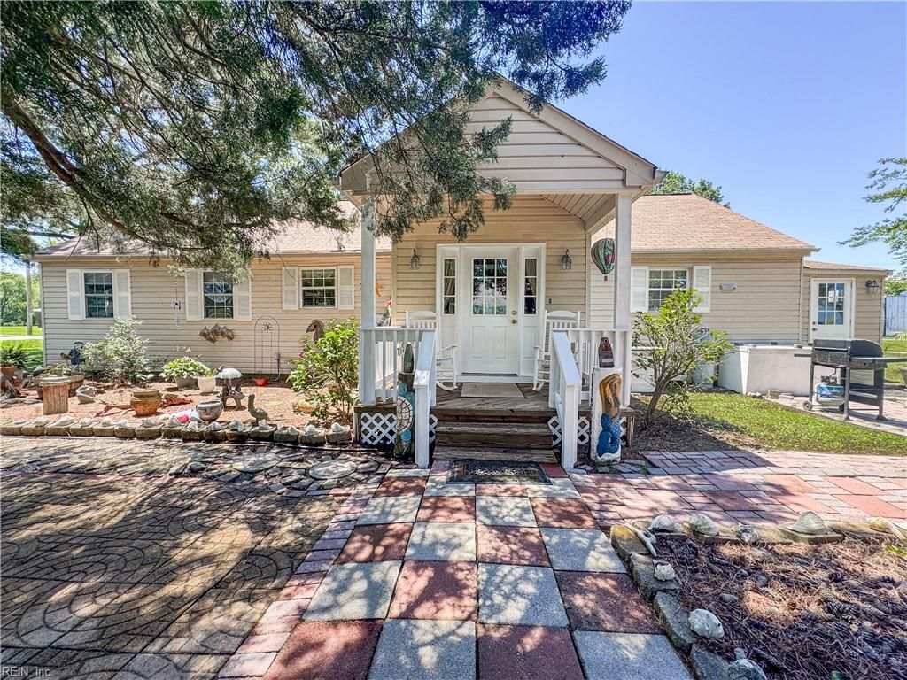 Photo of 1912 Pleasant Ridge Road, Virginia Beach, VA 23457 (MLS # 10589158)