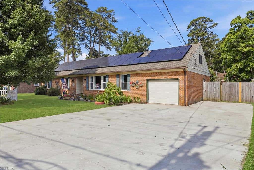Photo of 3004 Tyre Neck Road, Chesapeake, VA 23321 (MLS # 10639152)