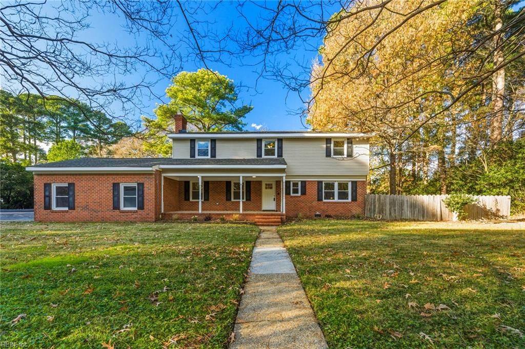 Photo of 136 Old Drive, Chesapeake, VA 23322 (MLS # 10613384)