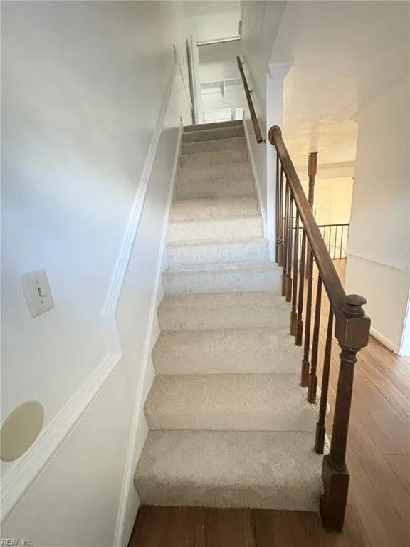 Virginia Beach, Virginia 23452, United States, 3 Bedrooms Bedrooms, ,3 BathroomsBathrooms,Residential,Pending,215935