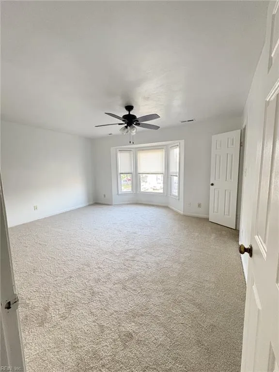 Virginia Beach, Virginia 23452, United States, 3 Bedrooms Bedrooms, ,3 BathroomsBathrooms,Residential,Pending,215935