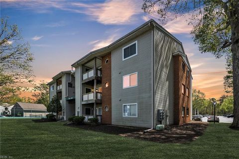 Photo of 12628 Daybreak Circle, Newport News, VA 23602 (MLS # 10629228)