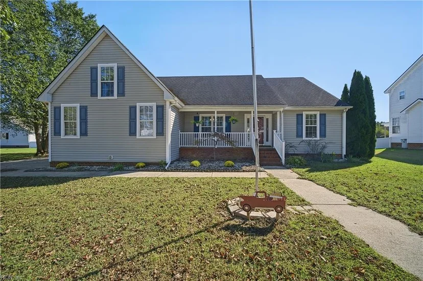 106 Elizabeth Circle, photo 1 of 49