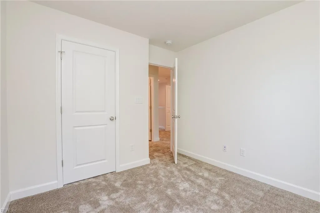 Suffolk, Virginia 23435, United States, 3 Bedrooms Bedrooms, ,3 BathroomsBathrooms,Residential,Pending,40517