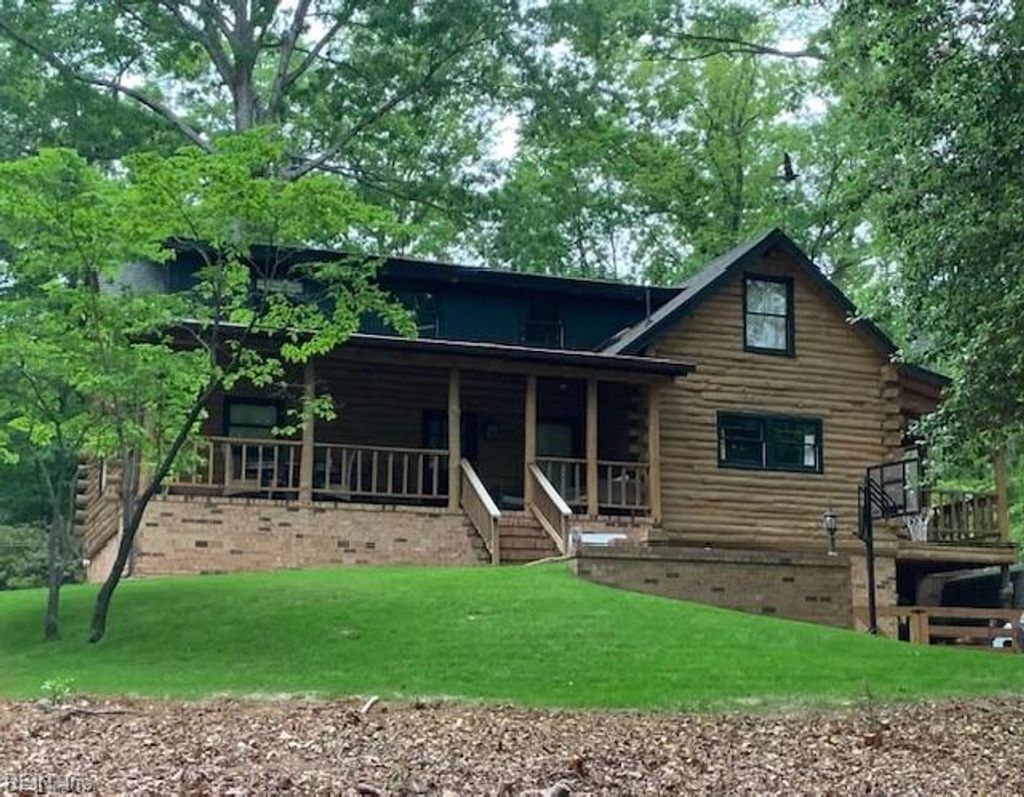 Photo of 322 Fairfield Road, Hartfield, VA 23071 (MLS # 10616848)